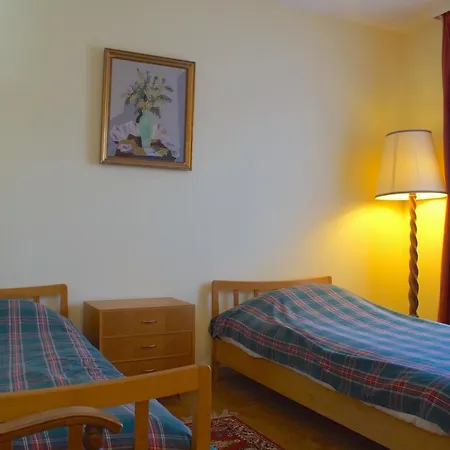 Apartment Central & Spacious, Richemont *