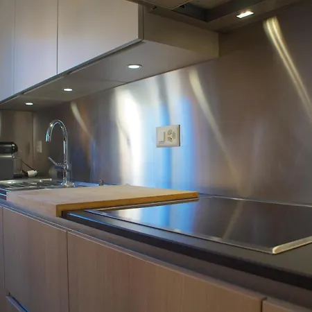 Apartment Central & Spacious, Richemont